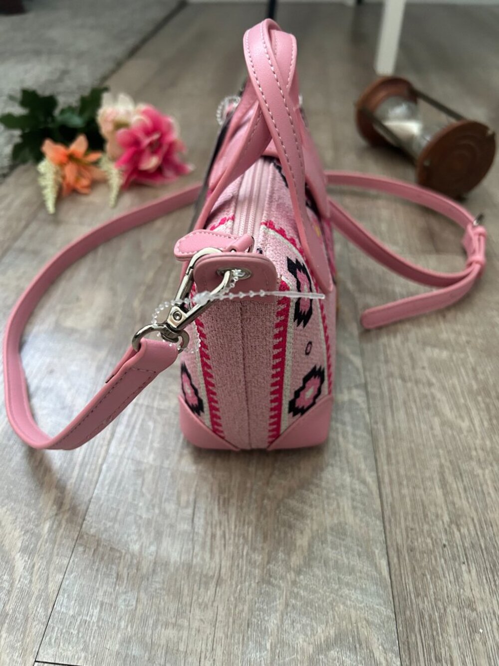 Wrangler Pink Aztec Mini Satchel Crossbody Bag Southwestern Western Style - Picture 4 of 5
